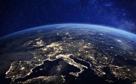 Normal_thumb2-earth-at-night-from-space-europe-city-lights-continent-satellite-view