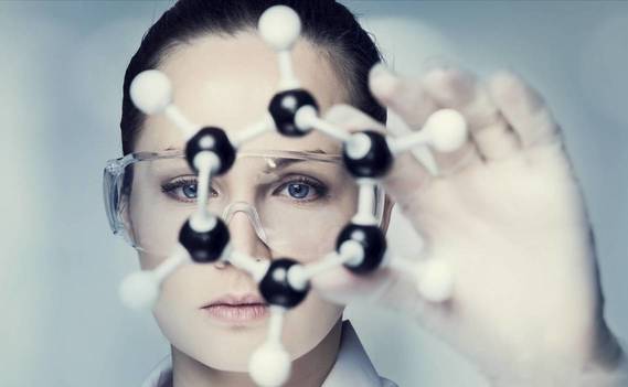 Normal_o-woman-scientist-facebook
