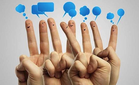 Normal_social-media-conversation